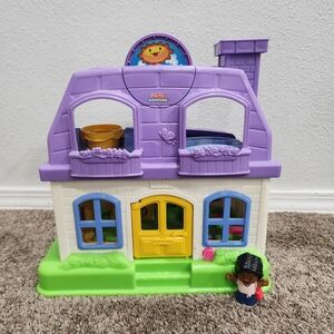 Little People Happy Sounds Home